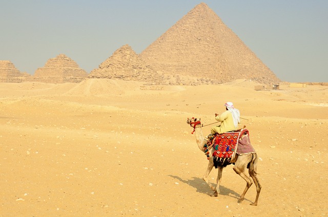 Pyramiderne i Giza: Oplev den ikoniske monumenter i Egypten